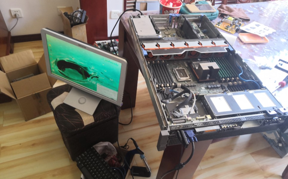 垃圾佬的服务器(塔台塔台请求起飞)