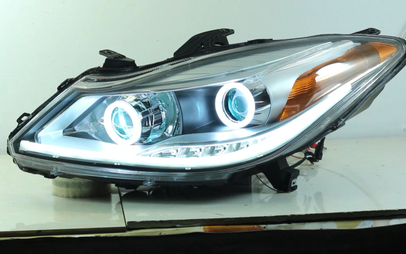 适用13-14款江铃驭胜s350大灯总成改装led双光透镜日行灯
