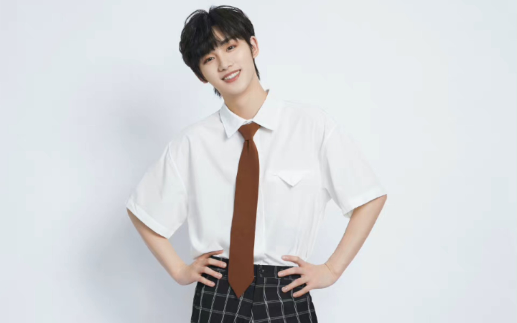 【丁程鑫】《我喜欢你》短裤腿部直拍