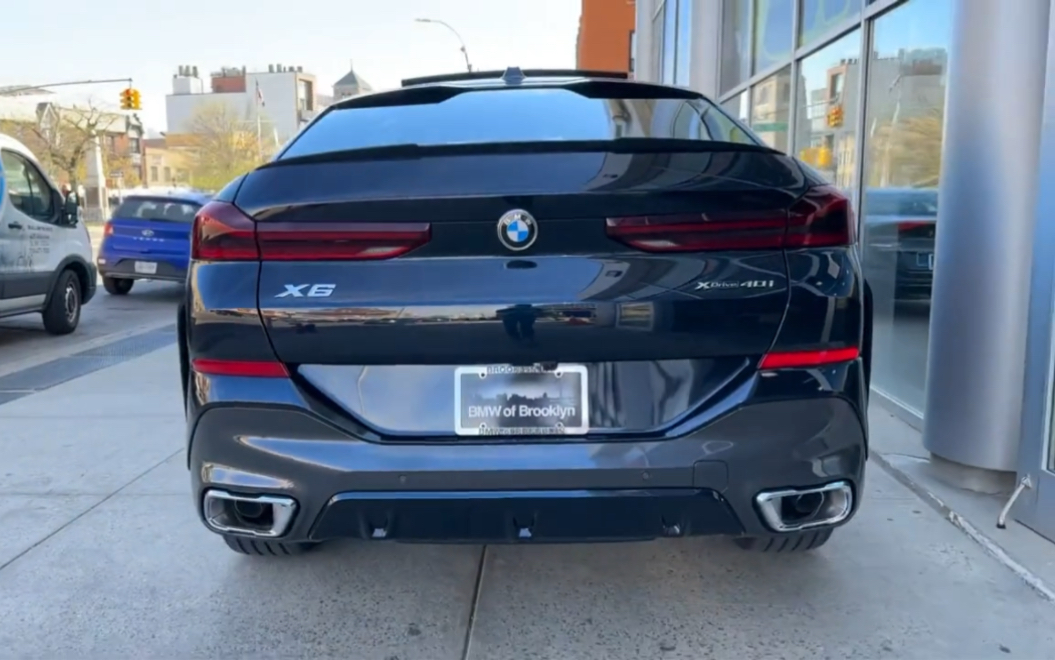 2024款宝马x6 xdrive40i全新的外观和内饰细节拍摄