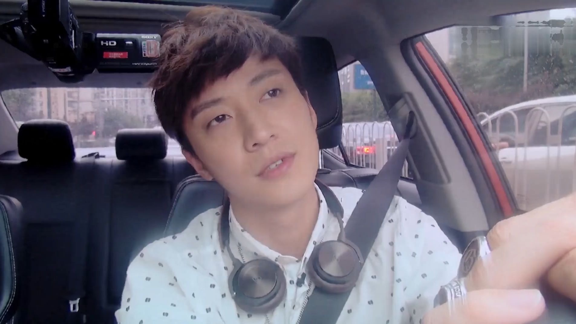 乔任梁为什么 乔任梁为什么