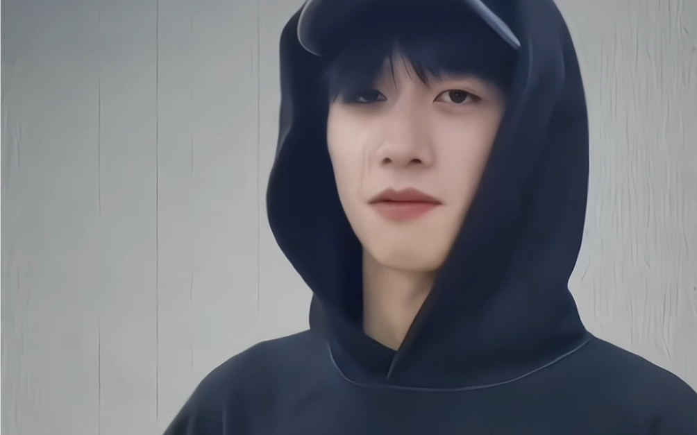 我单方面宣布朱志鑫卫衣最好看了!