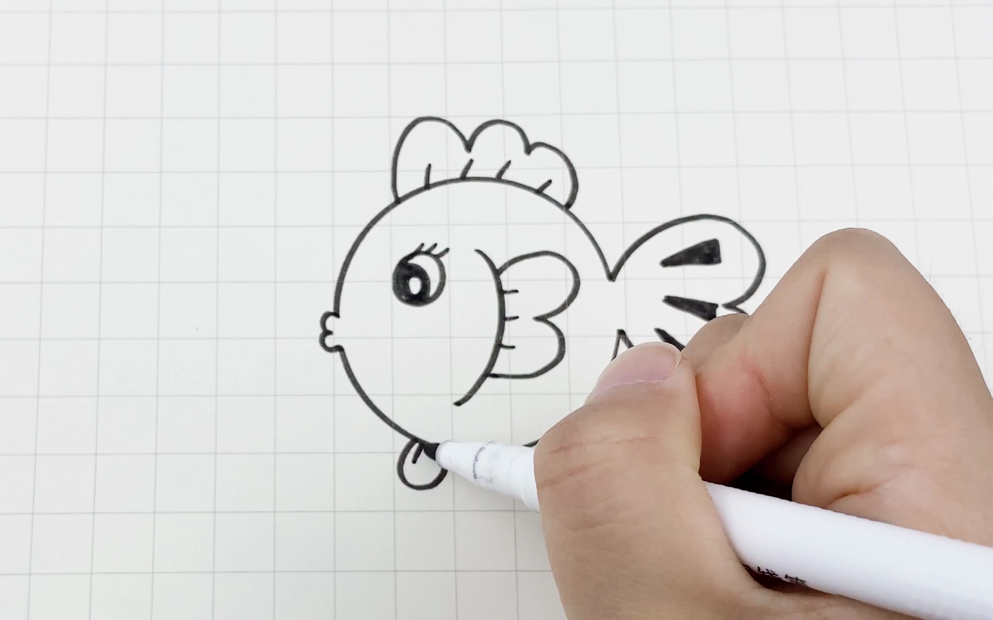 用圆形画小鱼简单又可爱你也来试试呀