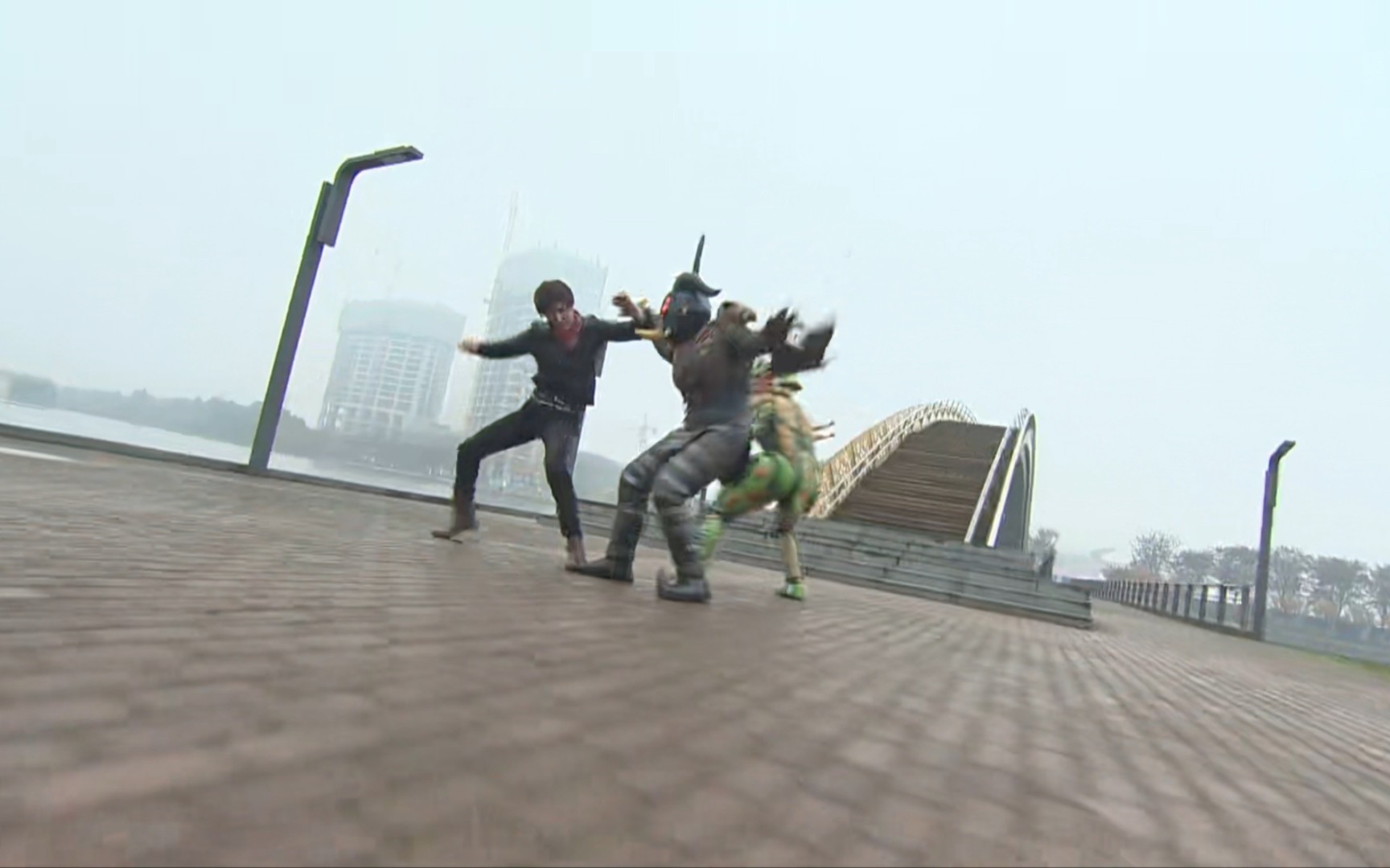 南宫信一vs锯角僵傀&杀蟾僵傀,战力崩坏的一场战斗