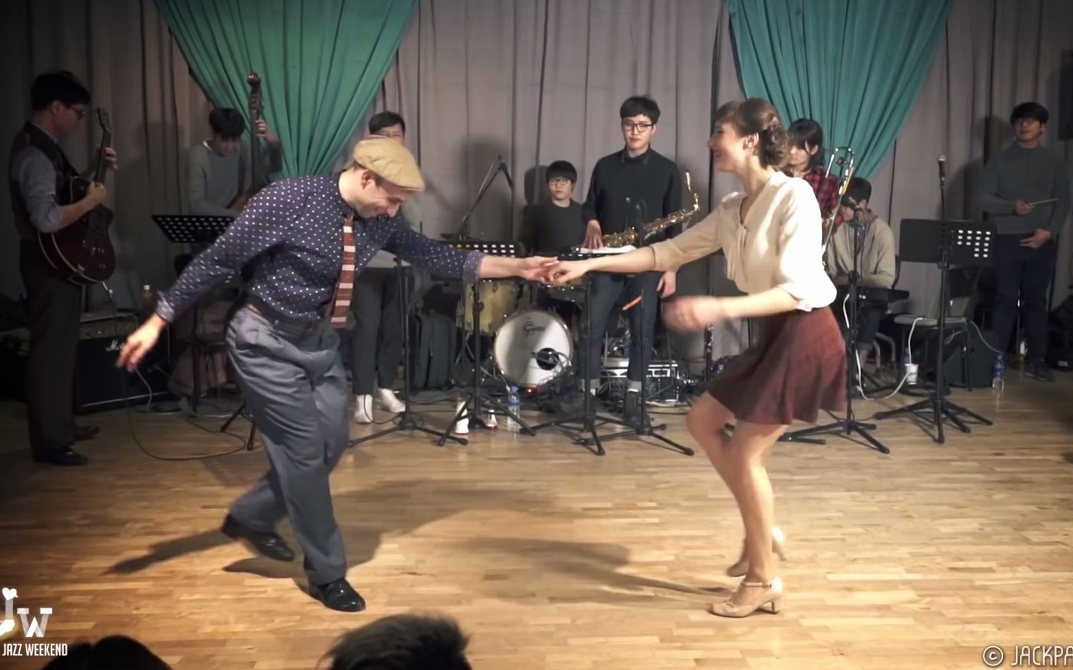 [图]又俏皮又开心的Lindy Hop,看完又有动力学习了！