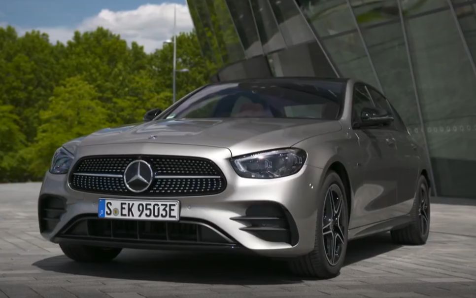 2021梅赛德斯-奔驰 e300e hybrid 4matic amg line _插电式混动版