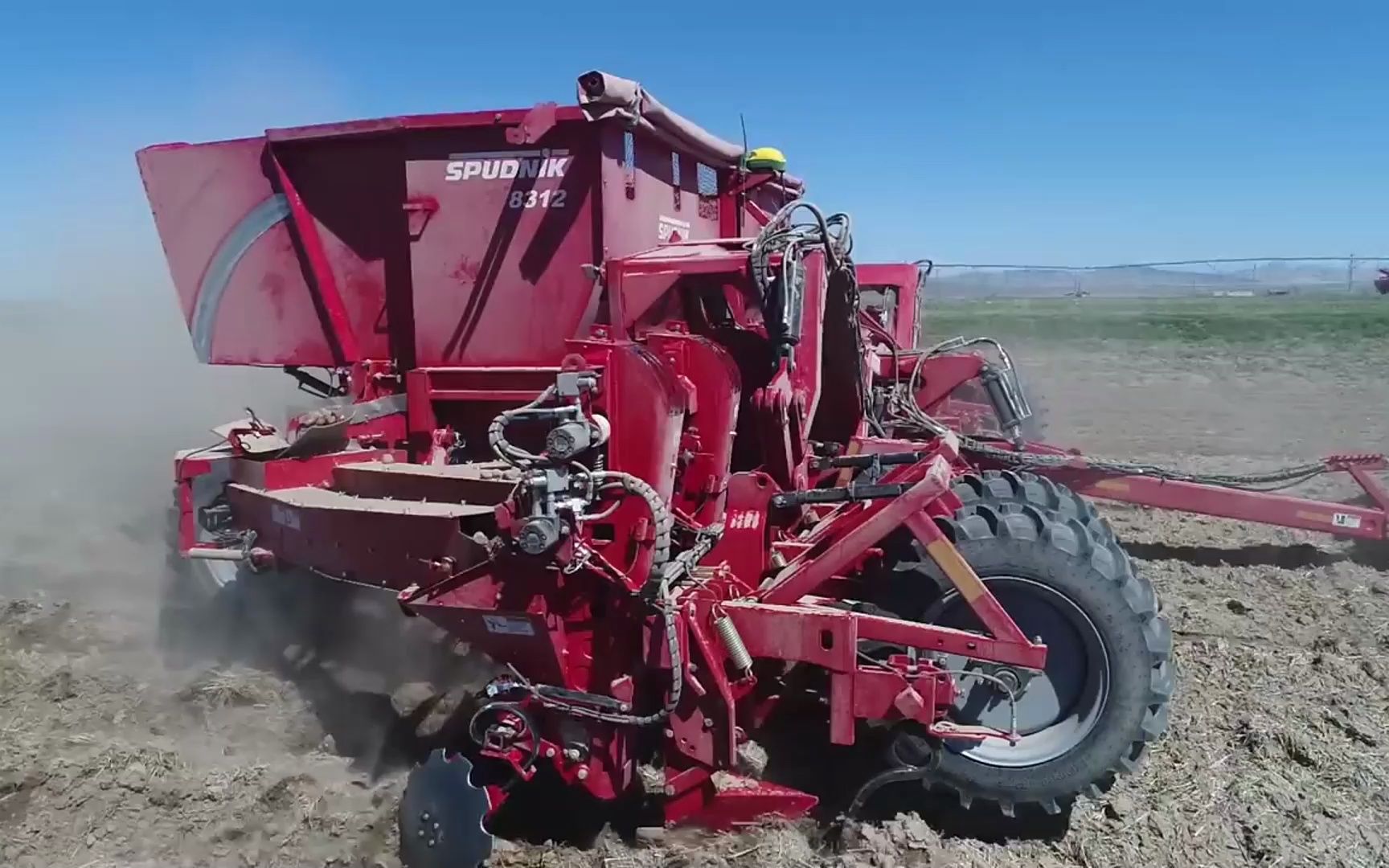 大型土豆播种机