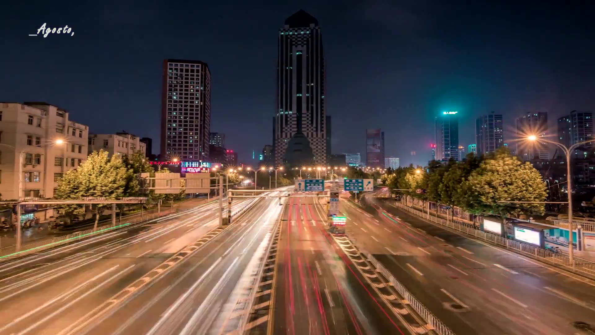 WuHan timelapse 2017#武汉##延时摄影# by Agosto,哔哩哔哩bilibili