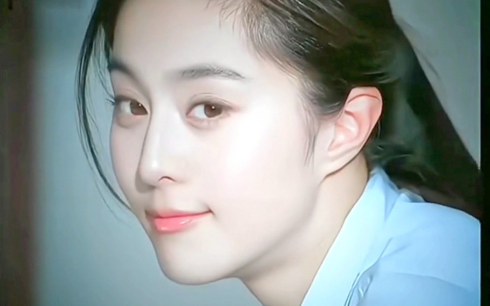 范冰冰21年前的李子园广告,真的好清纯好嫩!