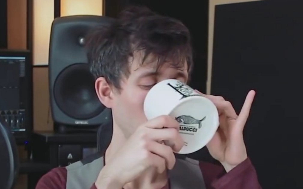 2020 b站第二次直播暨直播签约(带弹幕)完整录屏_哔哩哔哩_bilibili