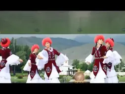 Download Video: 太美了！吉尔吉斯斯坦传统舞蹈和衣服（ beautiful kyrgyz national dance and clothes）