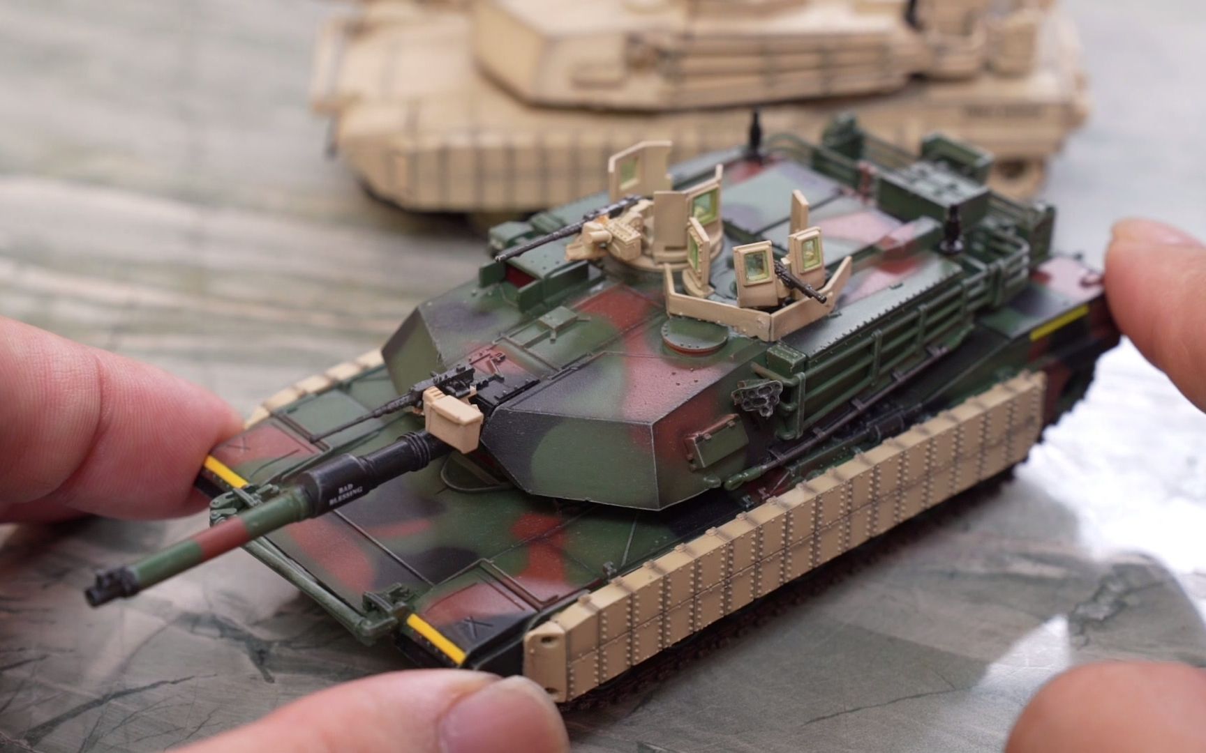 全网首测铁流m1a1 tusk 艾布拉姆斯主战坦克合金成品模型