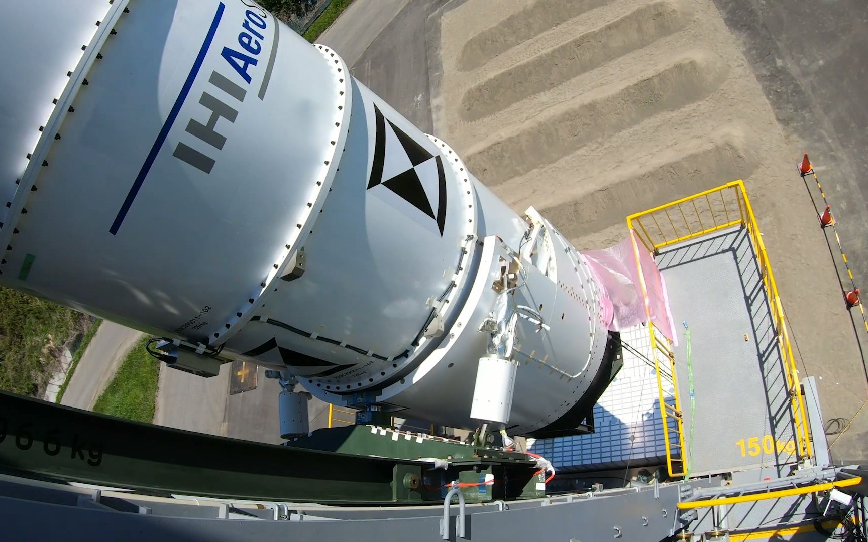 日本宇航局h-3运载火箭srb-3助推器分离试验_哔哩哔哩 (゜-゜)つロ