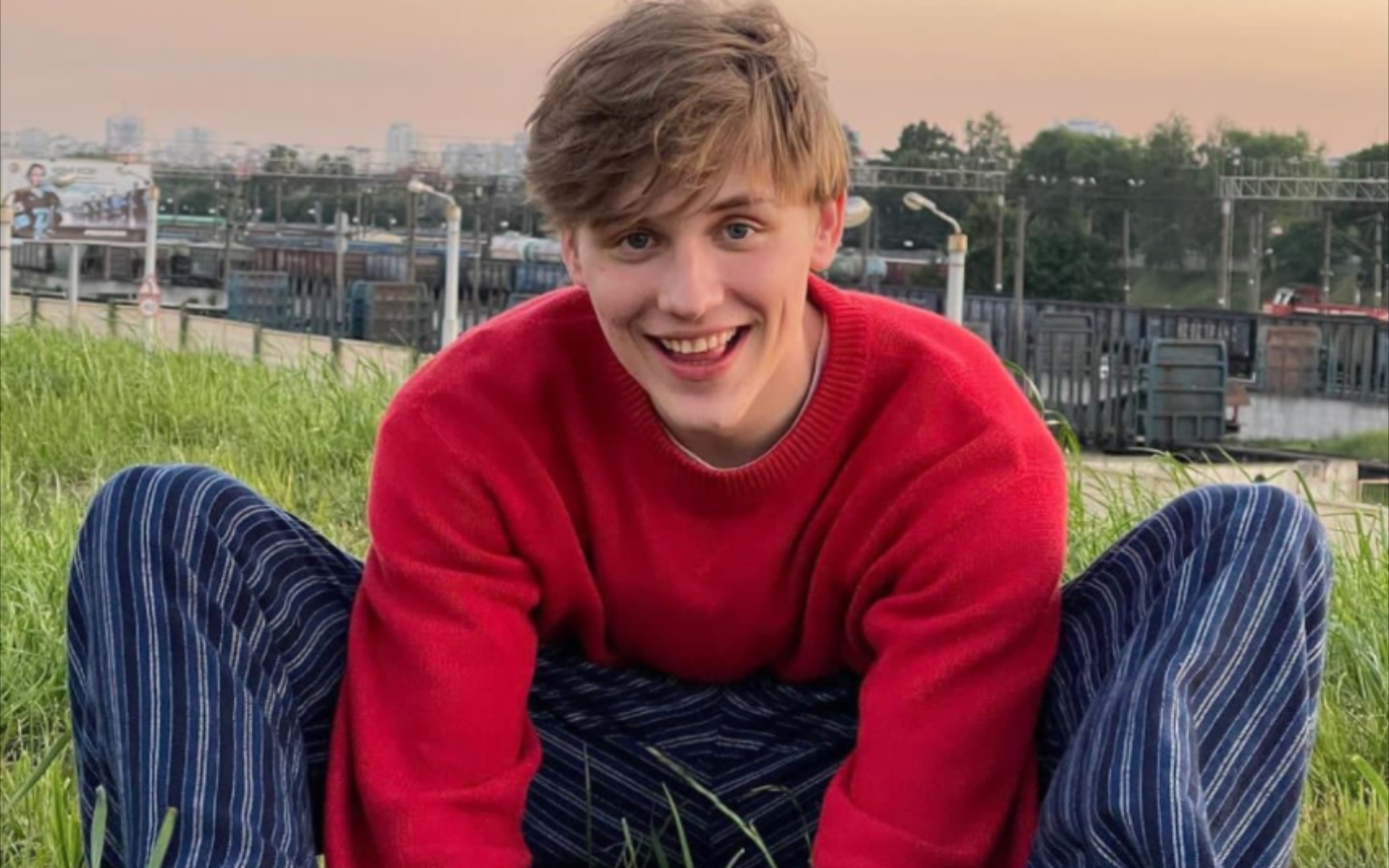 03 白俄 金毛 男大学生 rodgri