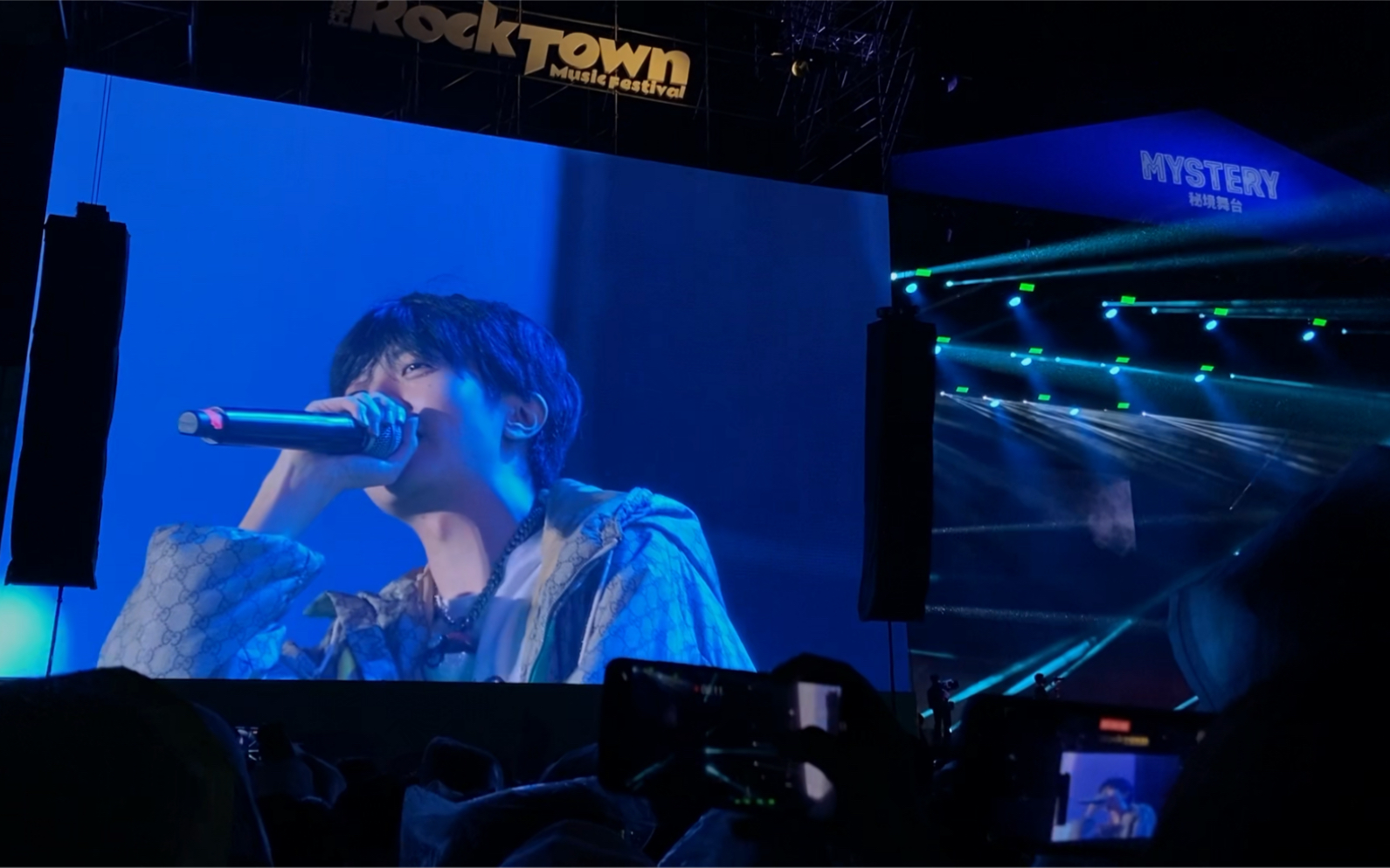 再分享去年音乐节 姜云升