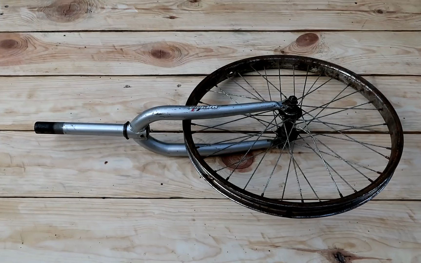 自行车杆能制作出什么万能工具呢?简直不要太实用