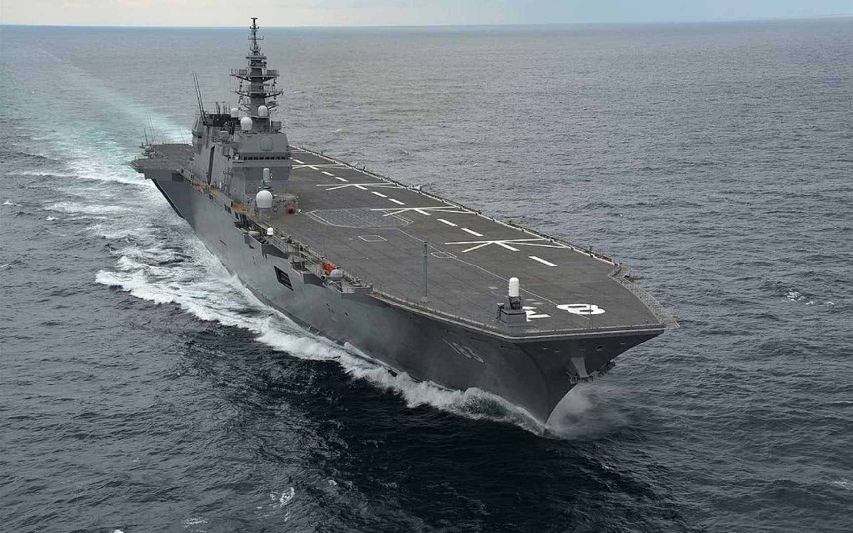 现代战舰里出云级的离谱火力