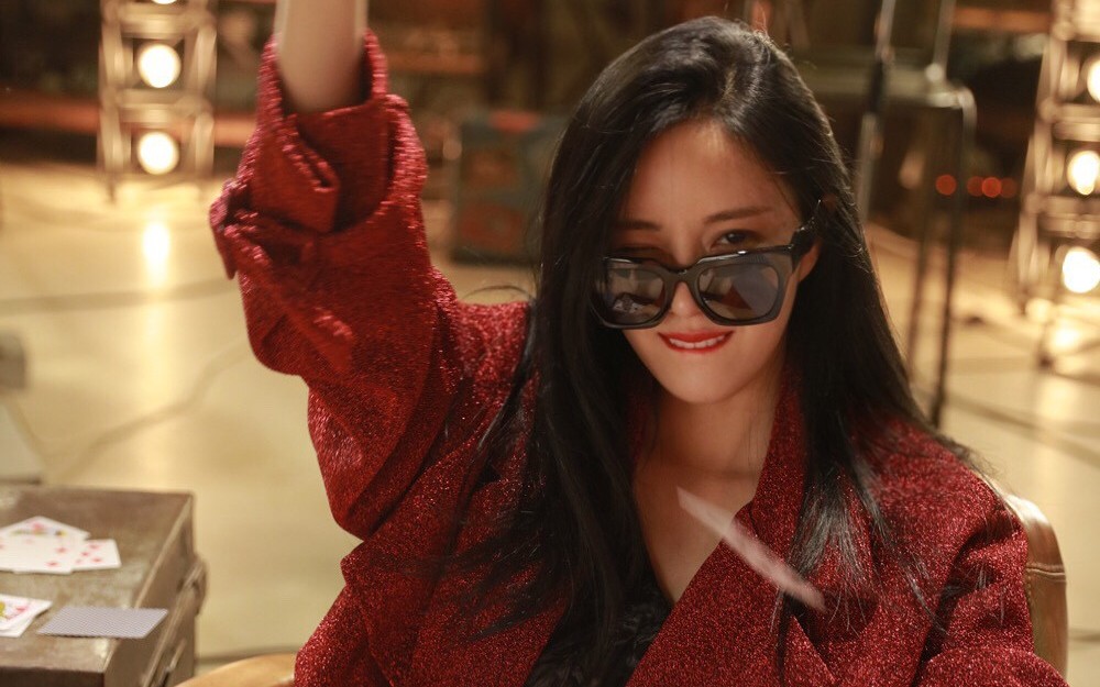 tara lovey dovey 现场.海哥超漂亮(730770`73)*7819*