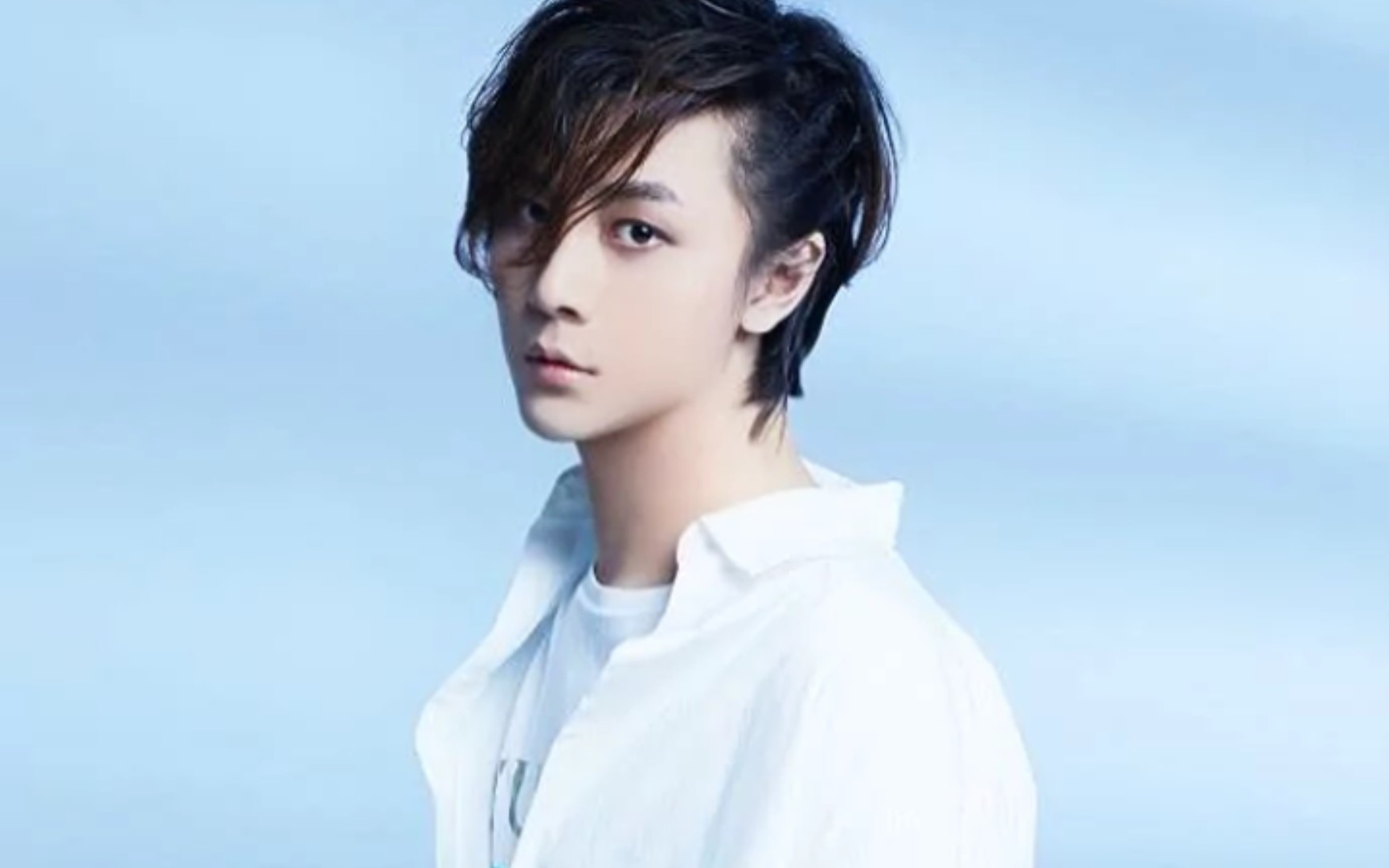 张大仙今日超高热度首播,到底能不能播王者荣耀,且听我慢慢分析!