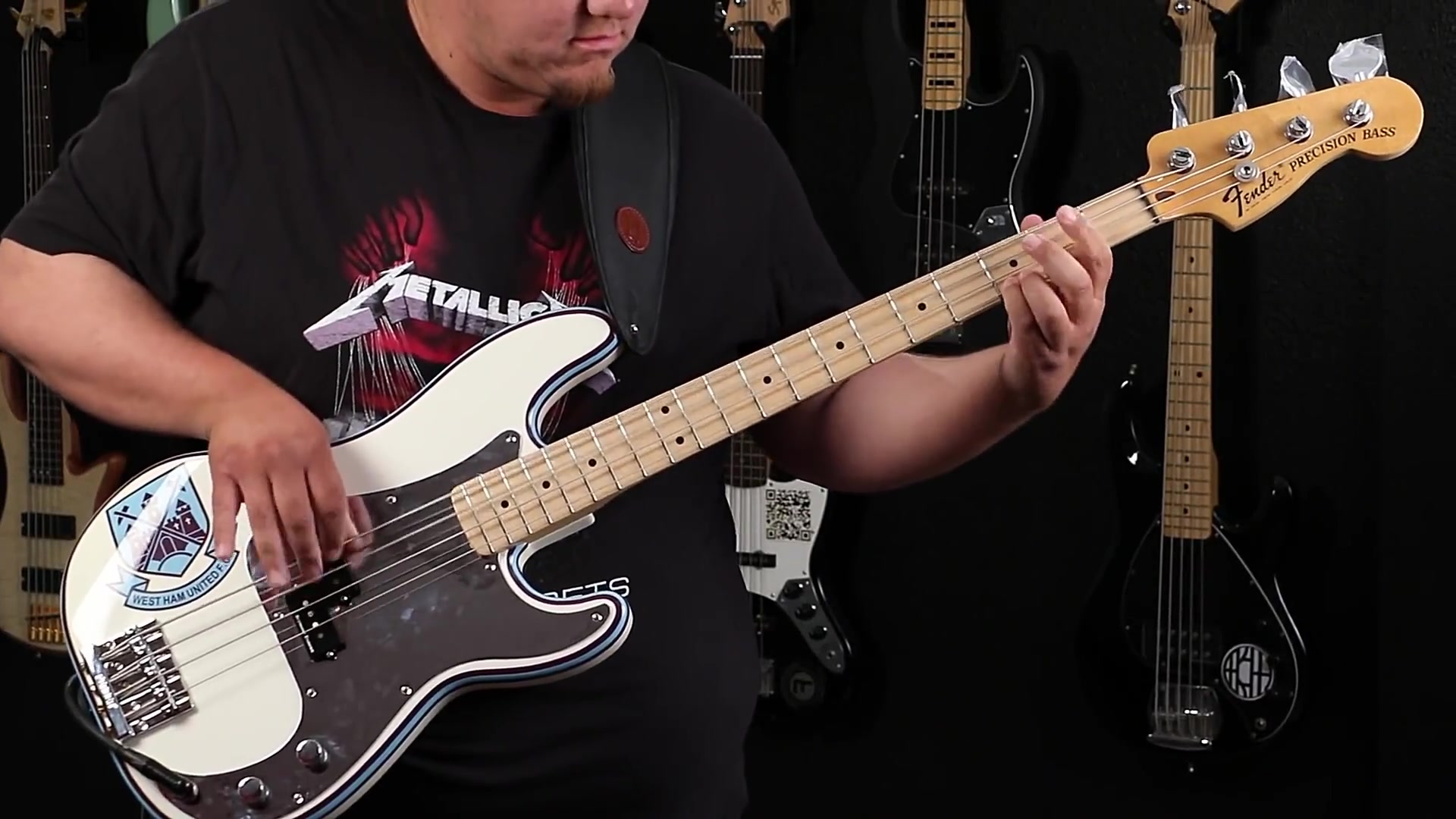 [图]【Fender的艺术家们】Steve Harris Precision Bass