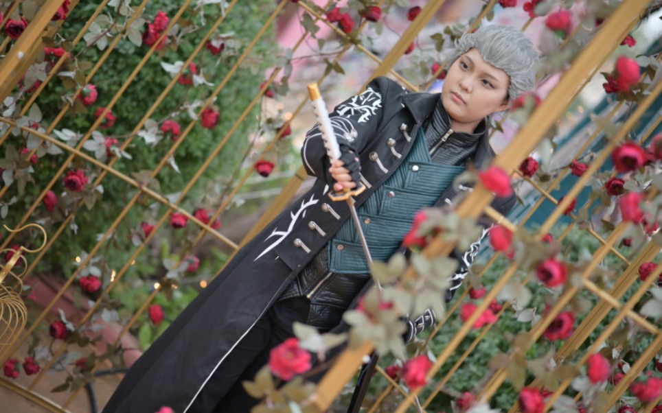 抛瓦!漫展cos维吉尔唱bury the light