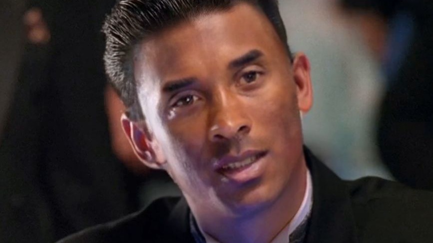 肘星驰大战法国赌神