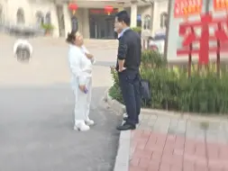 Tải video: 邯郸肥乡旧店初中生王子耀被害案 代理律师臧律师今天终于去邯郸了 我好激动