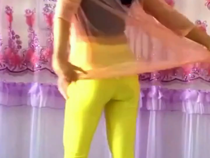 紫晶木莓性感广场舞那些人 | 年少不知阿姨好 | 错把少女当成宝