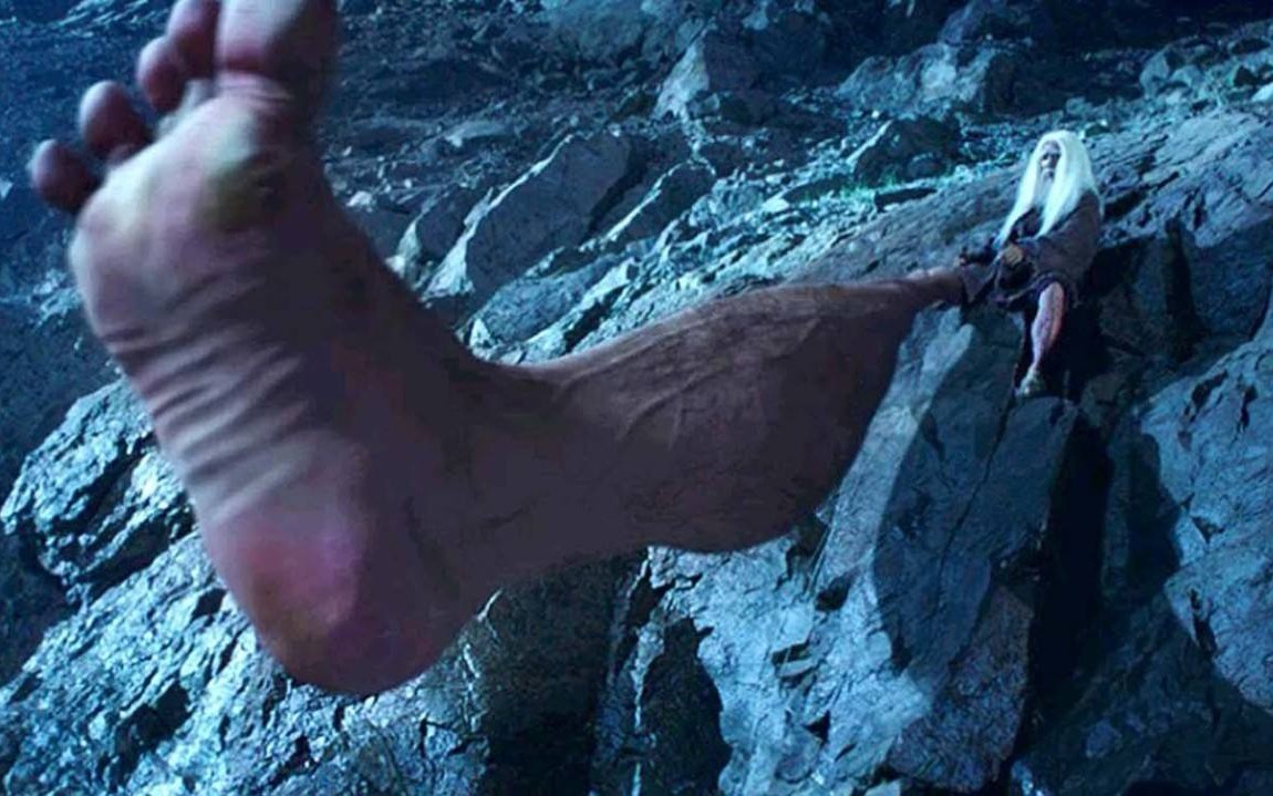 武林中能跟风神腿和排云掌抗衡的只有这两种神功了