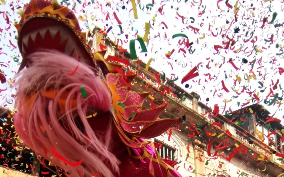 揭阳城隍公出巡现场直拍,无剪辑,注意礼炮音量