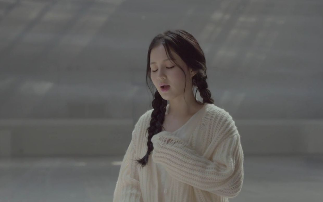 年糕妹子李夏怡〗hold my hand - 金申英正午的希望曲 现场版