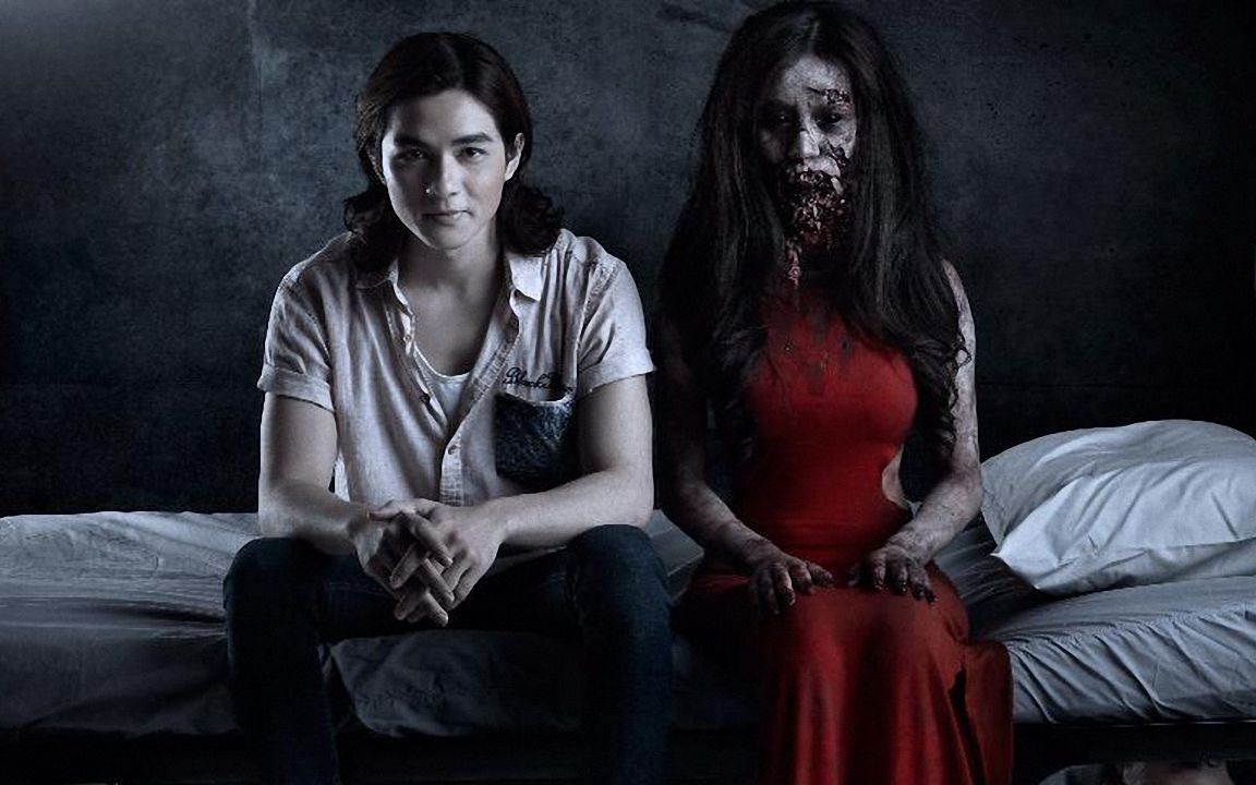 泰国恐怖片《凶地之灵魅旅社》,3男外出寻欢作乐,误入全是鬼的旅店