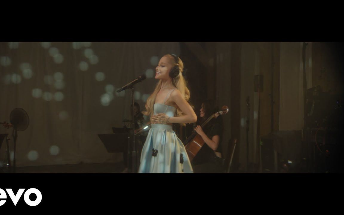 天使般嗓音的a妹ariana grande新歌《daydreamin》伦敦录制现场