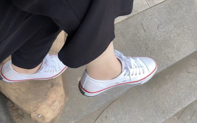 小白鞋加短丝真的yyds