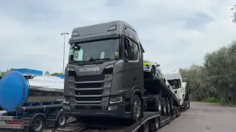 Download Video: 全新 Scania（斯堪尼亚）560S & R590 V8