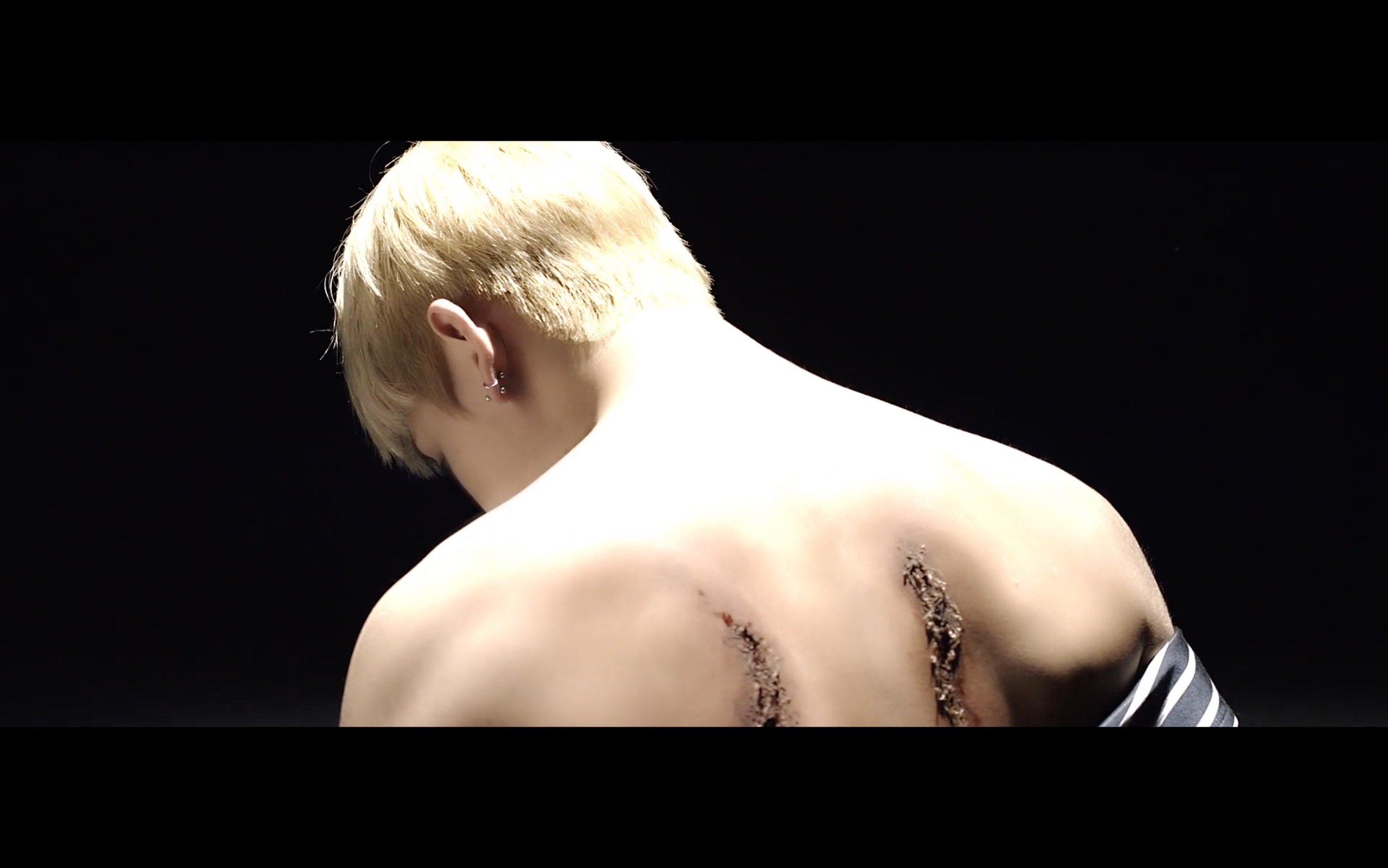 【防弹少年团】【金泰亨】血汗泪   金泰亨cut