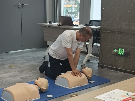 心肺复苏急救教学