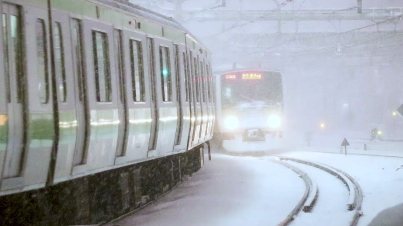 雪 JR新宿駅哔哩哔哩bilibili