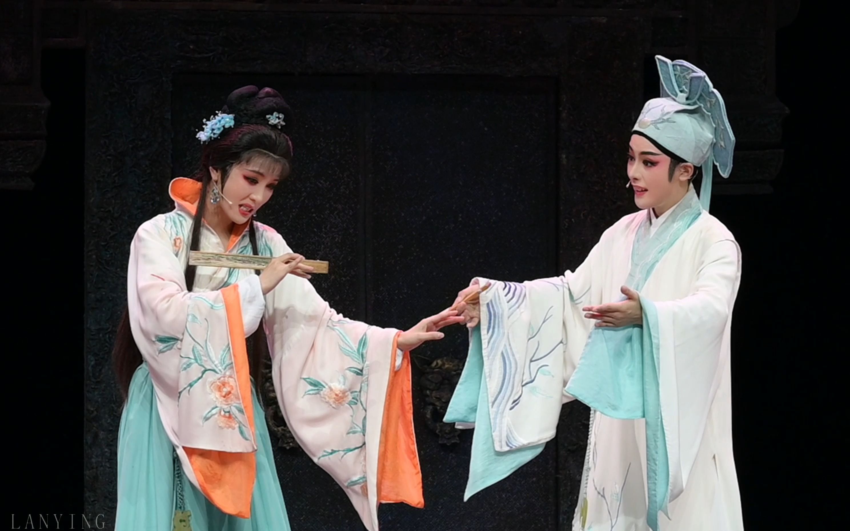 越剧《新梁祝》文旅版【陈丽君&李云霄】唱段|"你因何脸上皱