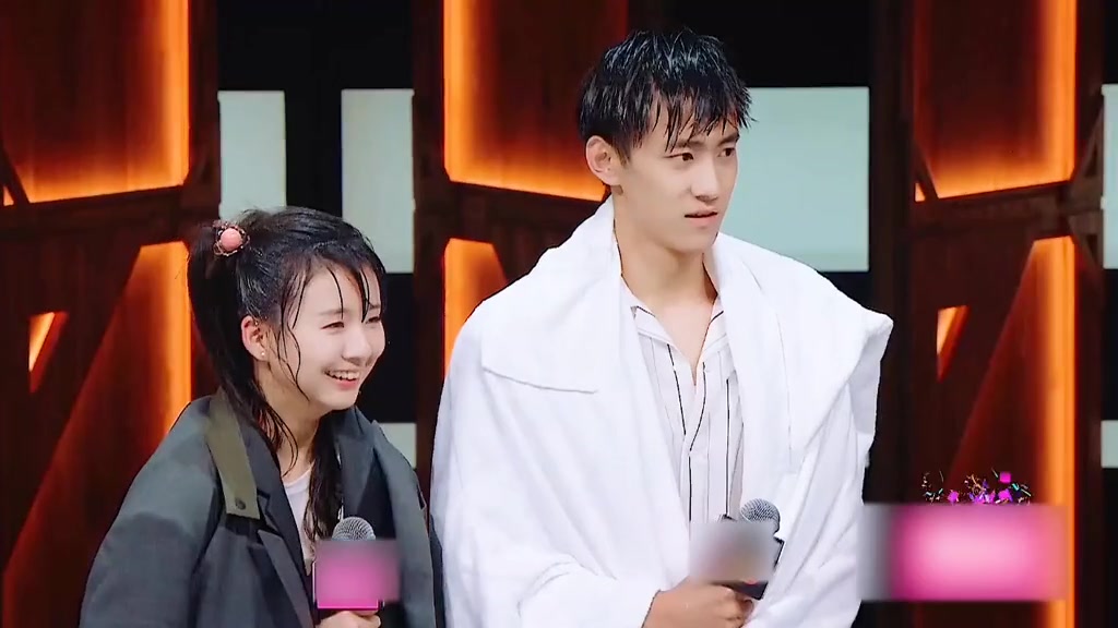 小彩旗晏紫东拔丝吻戏 演员请就位戏精挑战赛 演员请就位初剧目