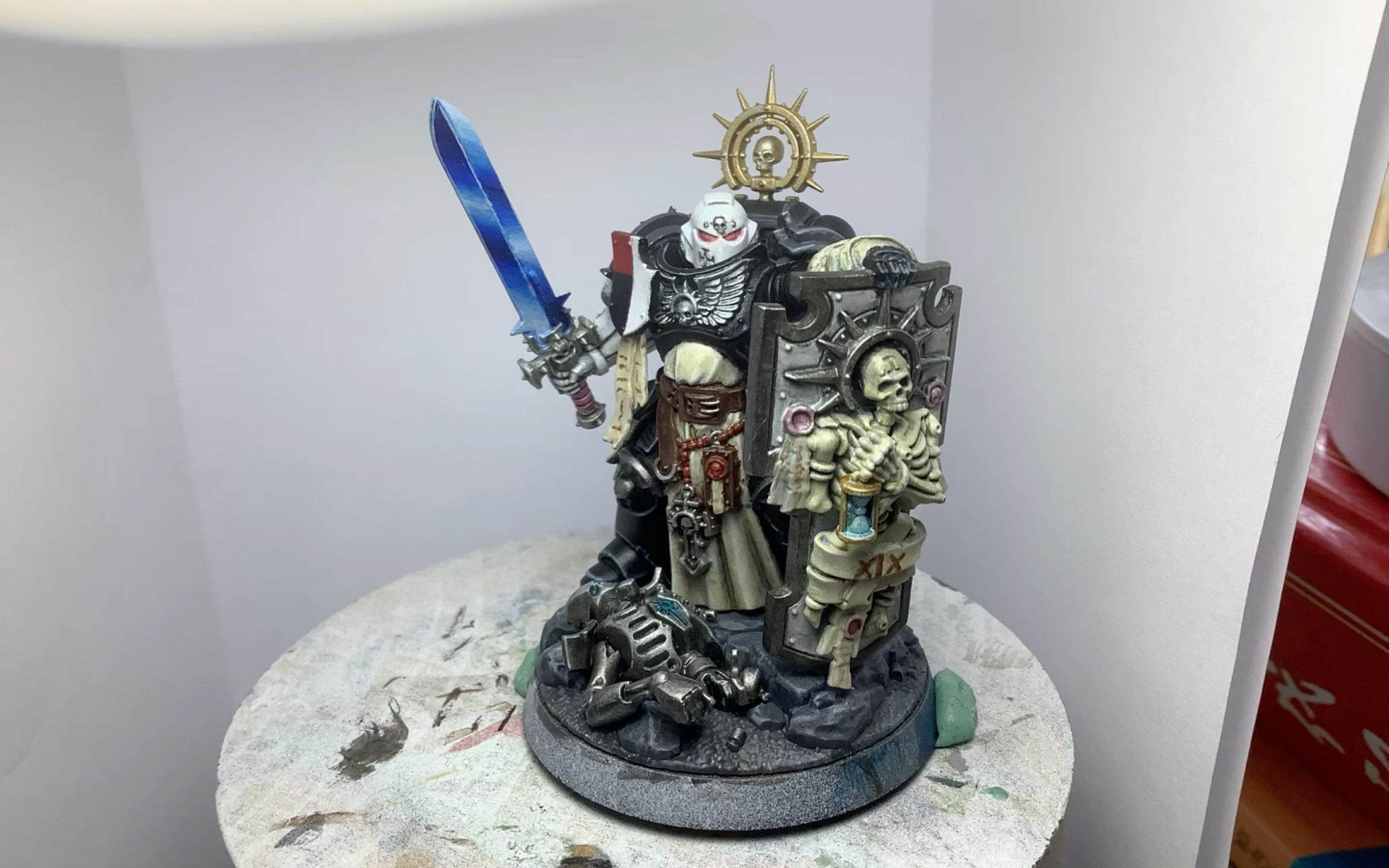 战锤40k涂装记录:渣涂的暗鸦守卫剑卫连长