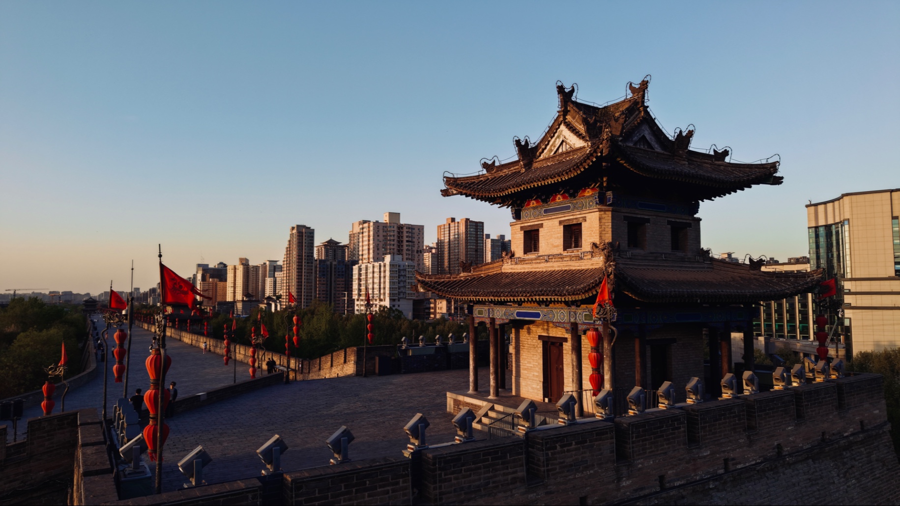 西安城墙东南城角航拍