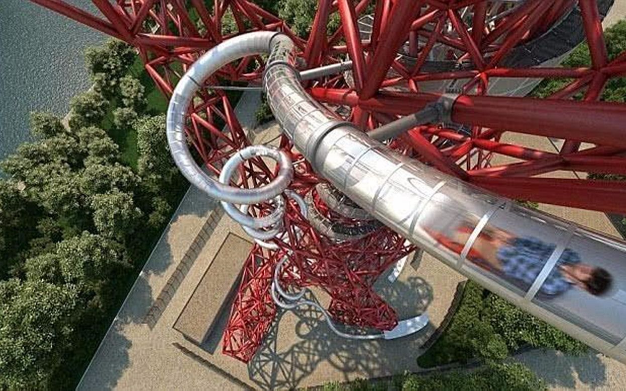 伦敦最刺激的巨型滑梯:滑道全长178米,给钱我都不玩!