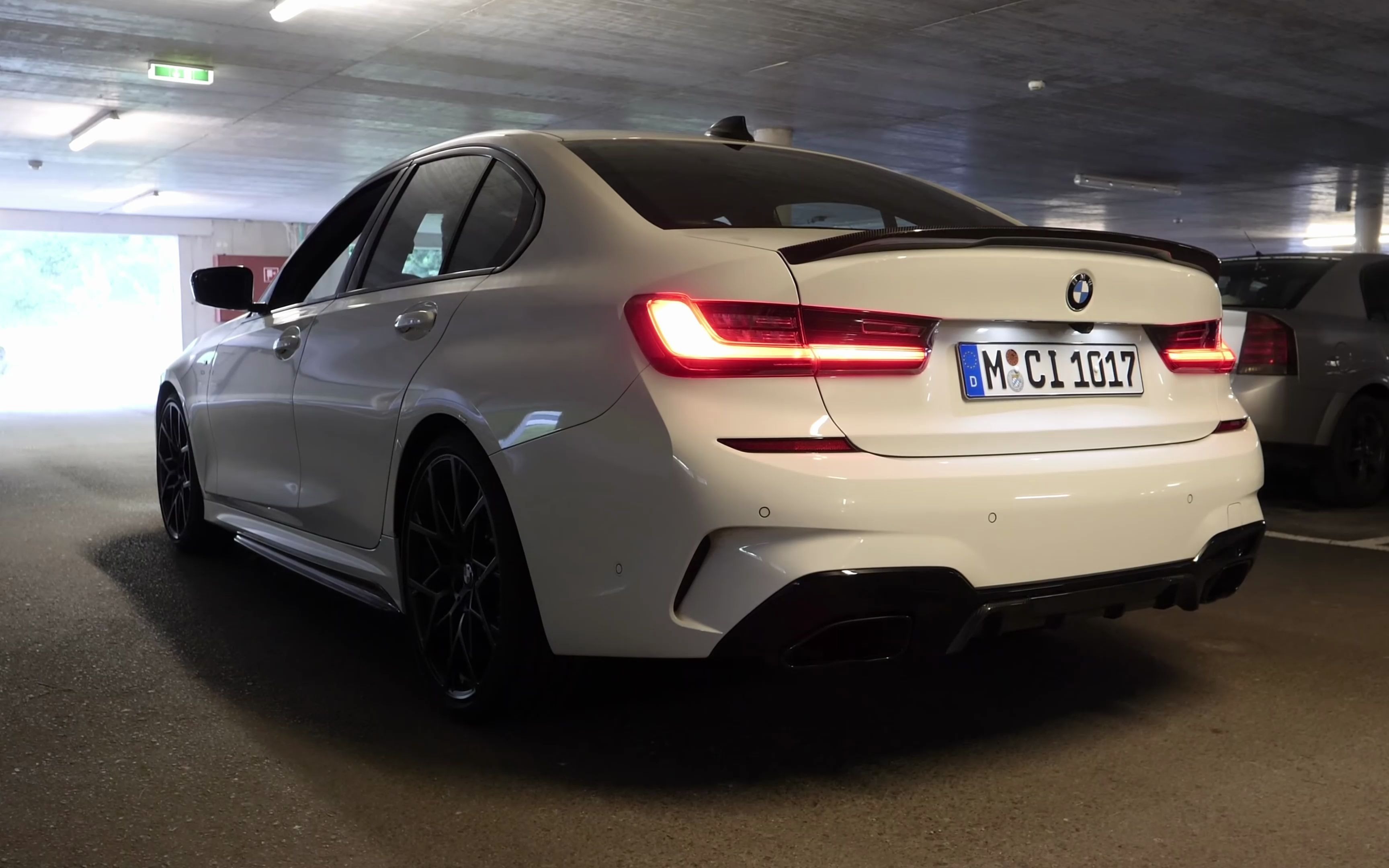 宝马新三系 m340i 排气声浪 来自直列六缸的咆哮