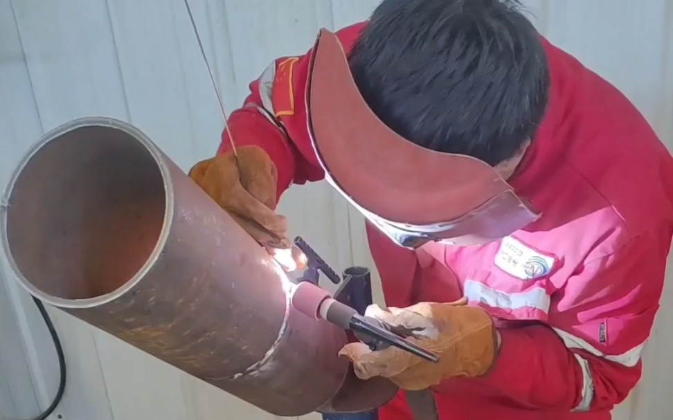 学员左右手6g管道氩弧焊打底