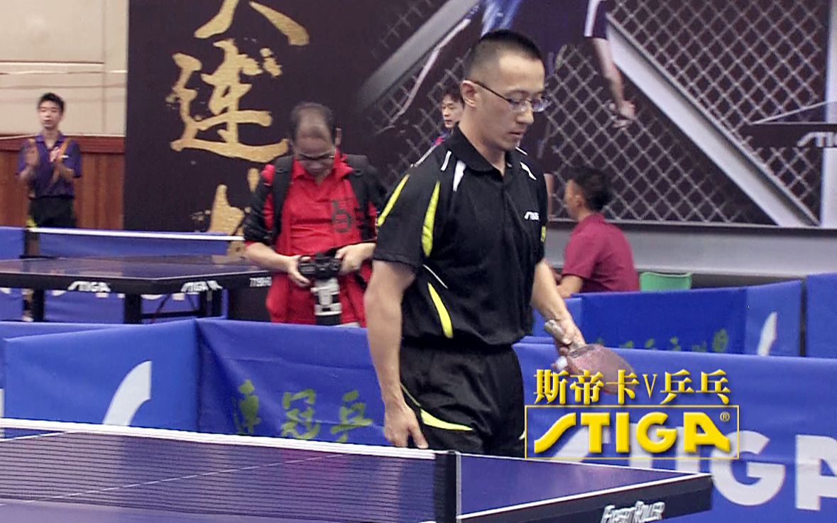 面相斯文,出手凶狠,温方廷的球很"分裂"