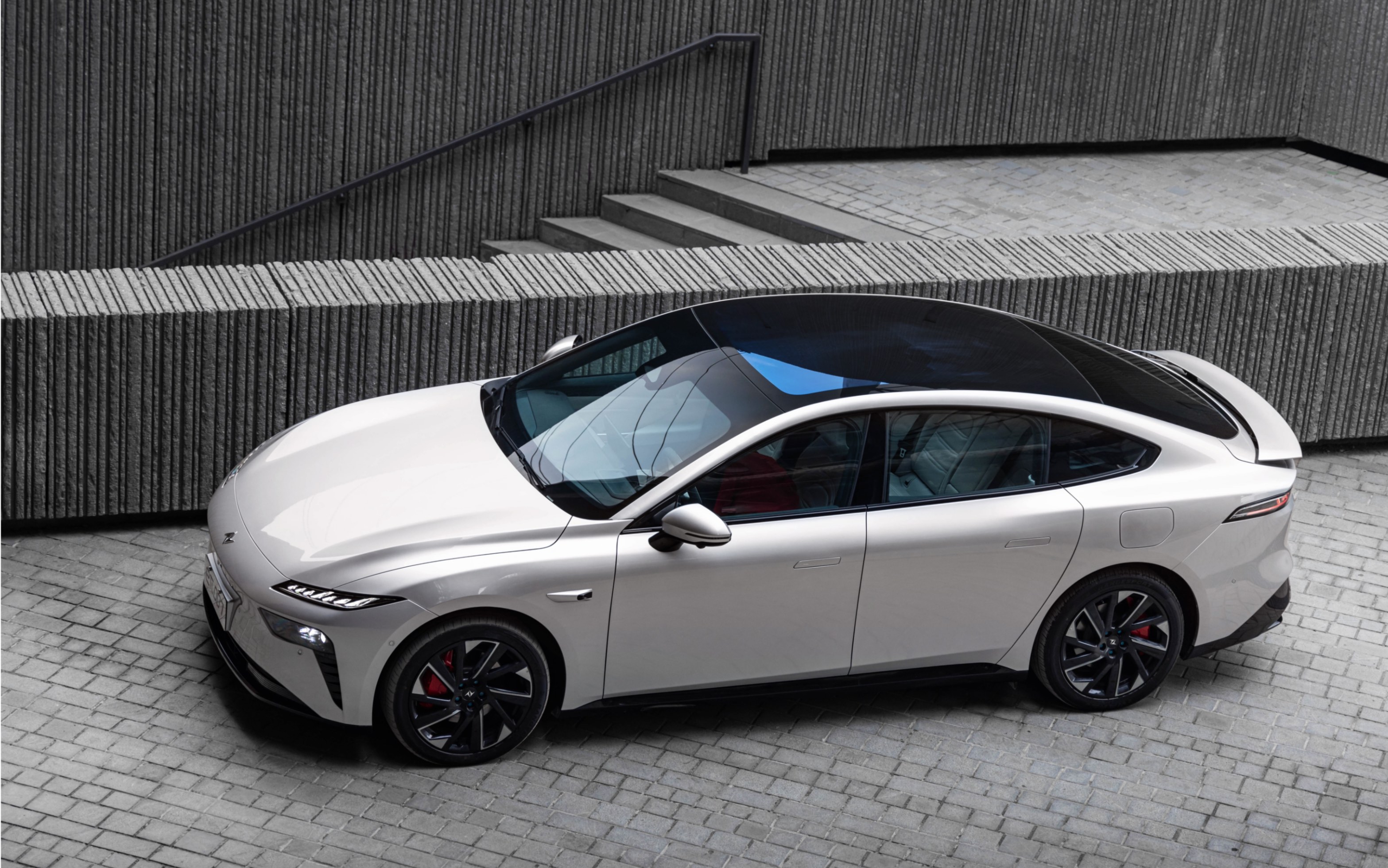 新能源车的外放电功能