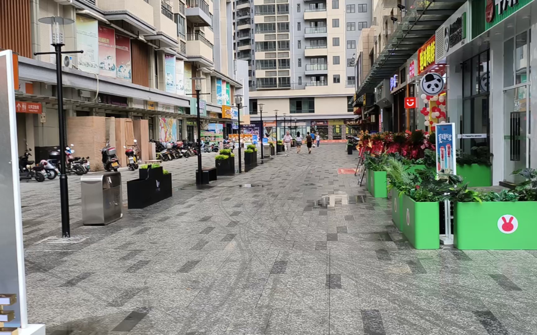 2023年6月实拍广东肇庆高新区大旺新开业的商场,一起来看看