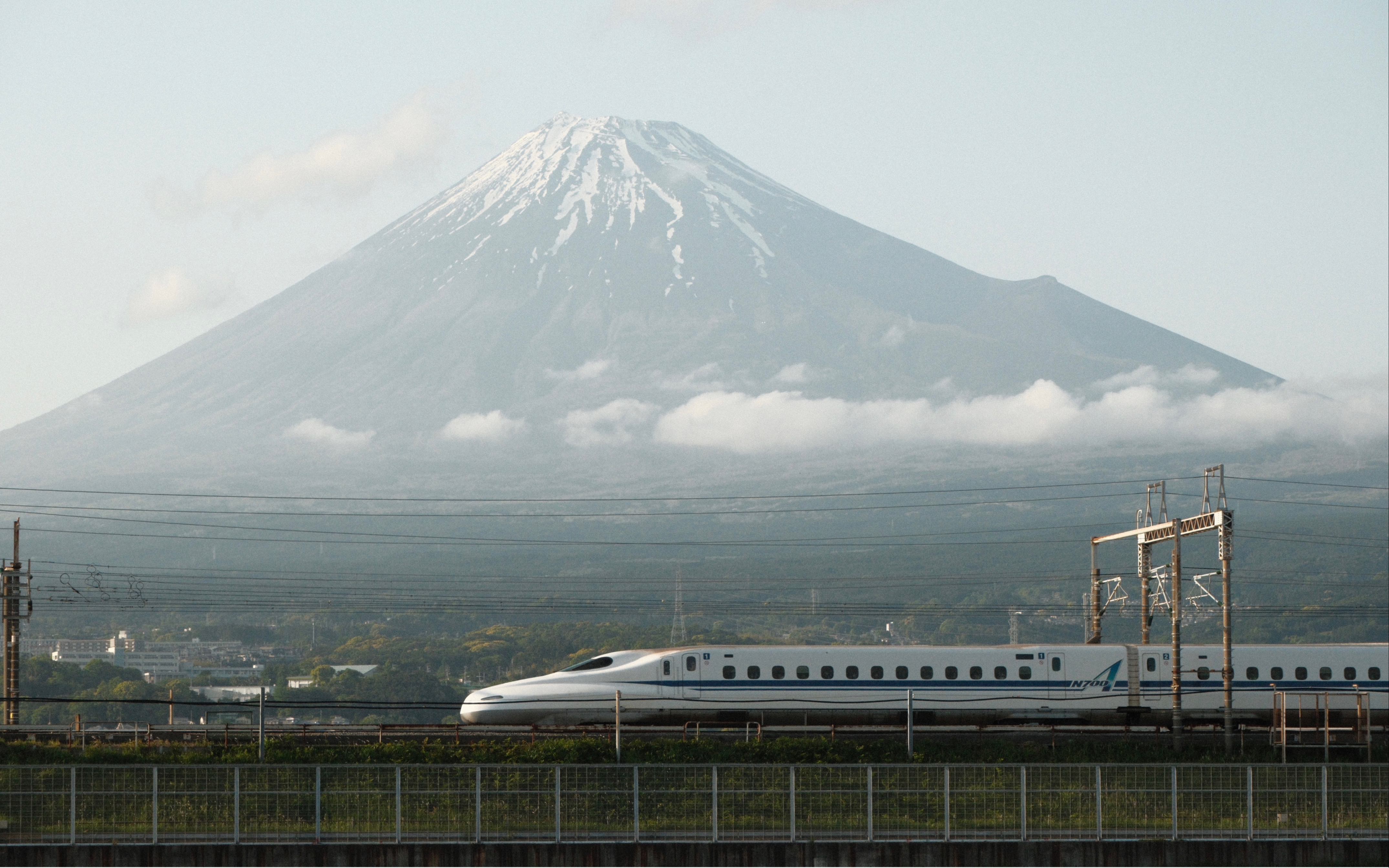 一周内不想再看富士山x新干线了