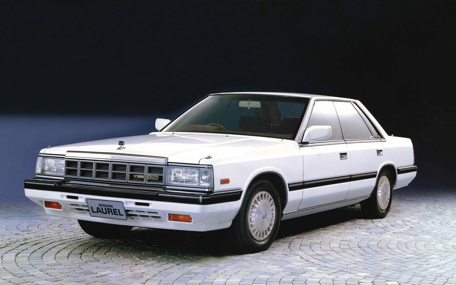 日本广告日产桂冠c32第五代目19841988年不完整广告合集